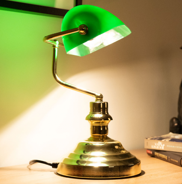 Lampu Meja Bergaya Vintage